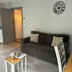 Chapel Place, Town Centre Apartament *